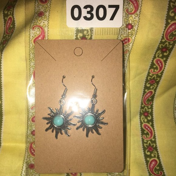 Vintage Starburst Bohemian Blue Stone Drop Earring NWOT - Picture 6 of 6